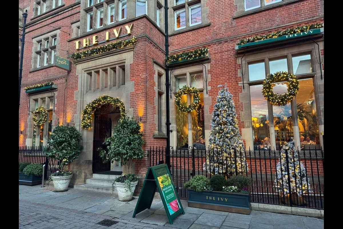 where does victoria graham live