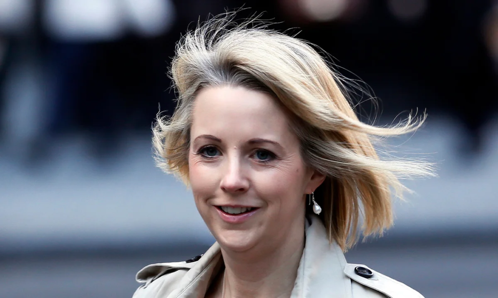 isabel oakeshott net worth